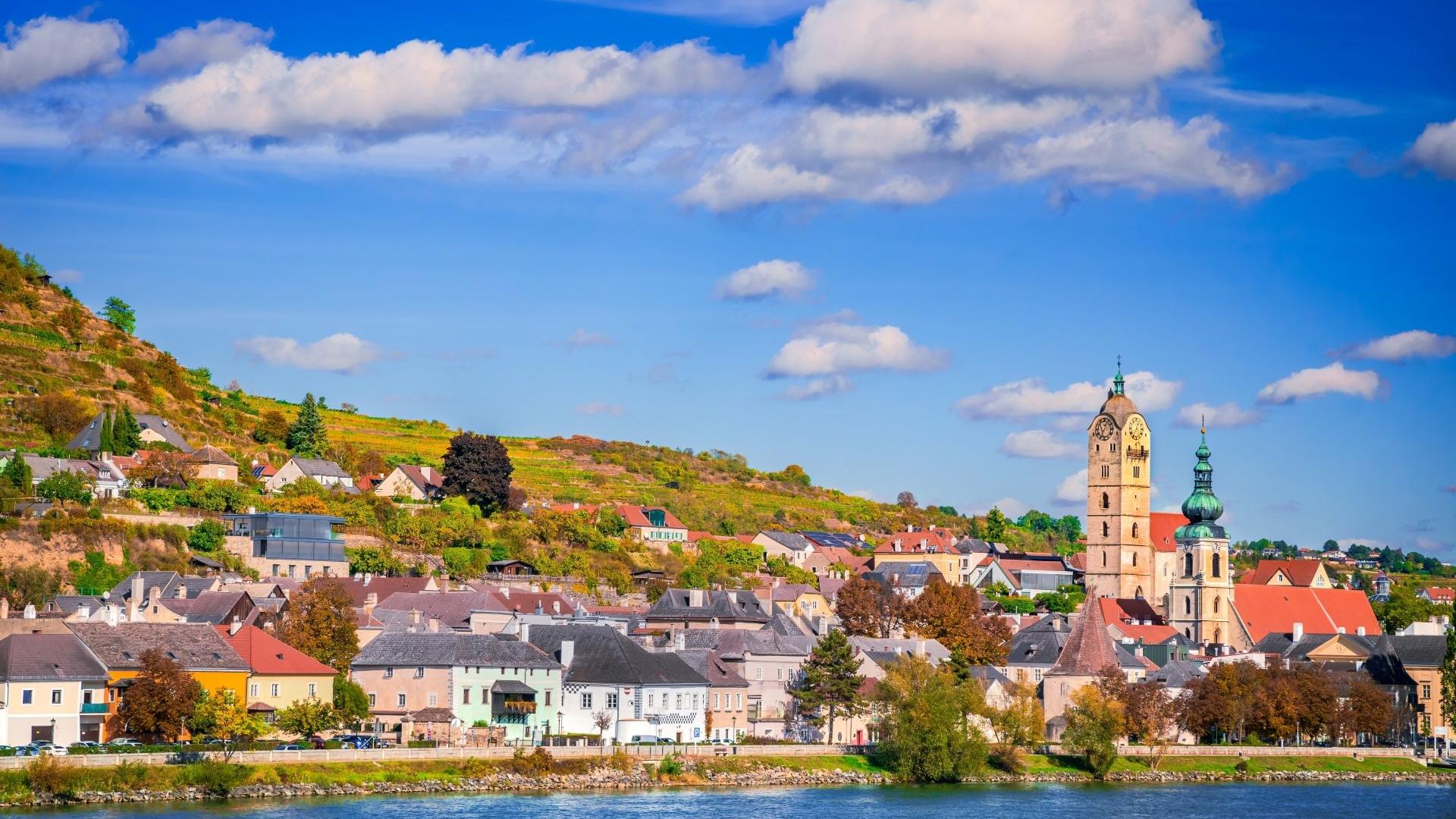 Dag 2 - Oudejaars cruise Passau -  Krems - Wenen - Boedapest - Bratislava - Melk per MS Primadonna